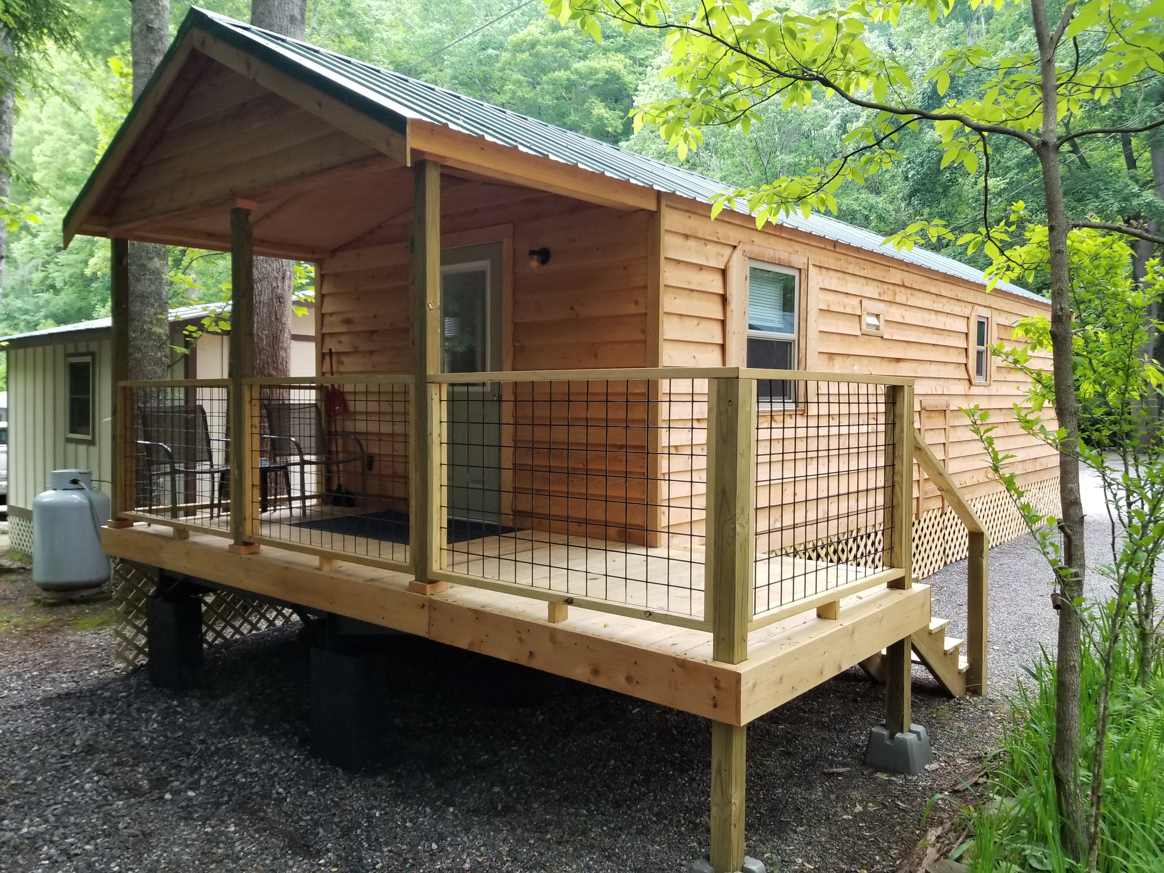 Cabin #24 - Sleeps 6